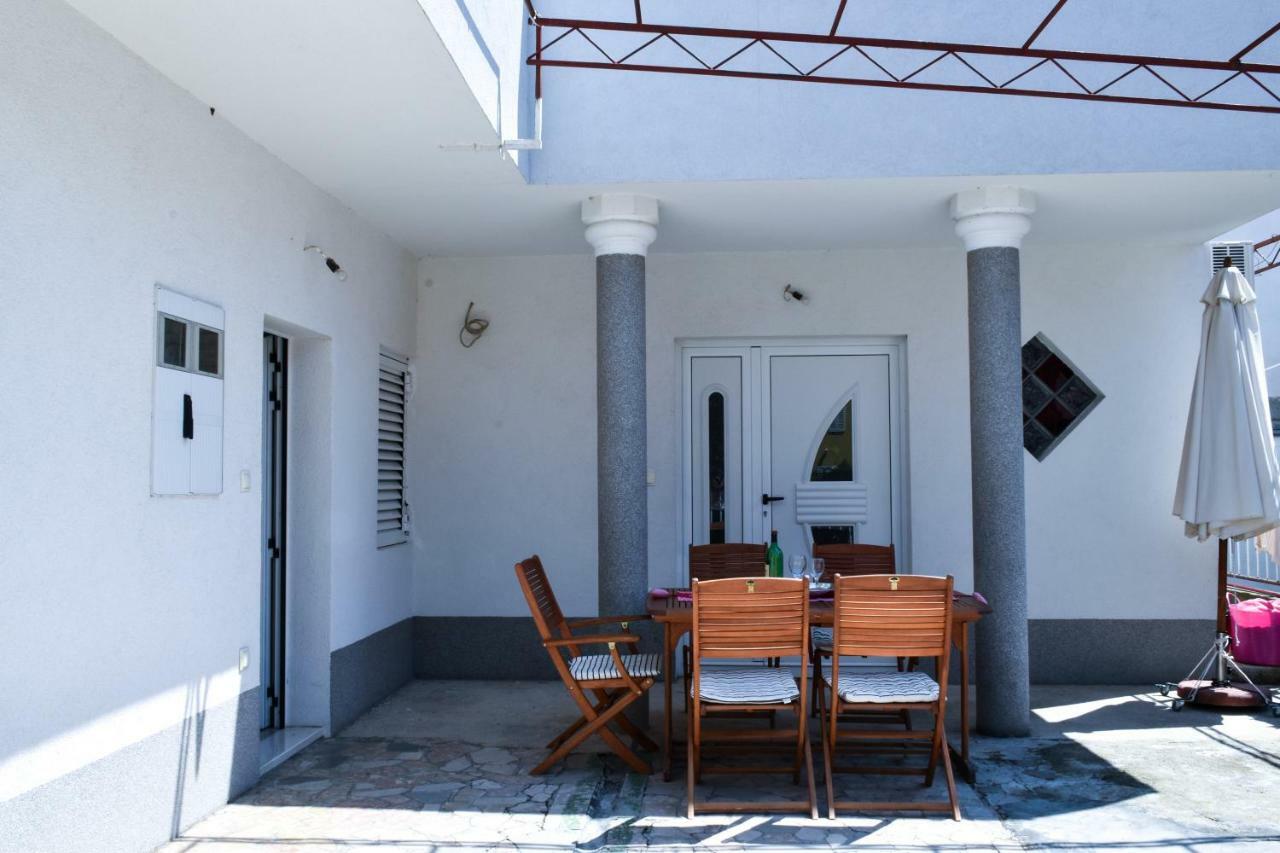 Apartment Anemare Kastela ~ Near By Split And Trogir Kaštela Exterior foto